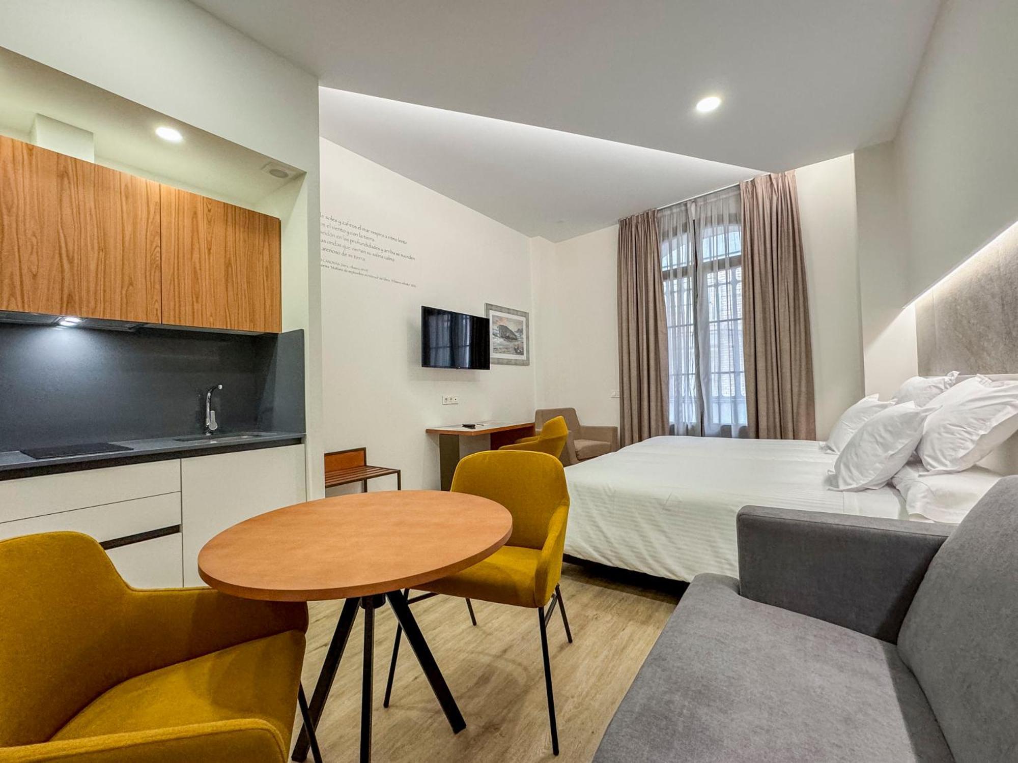 Torreluz Suites Almería Exteriér fotografie